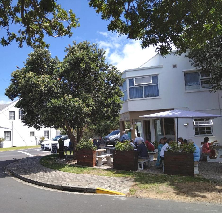 Matshana Lodge Hermanus Exterior foto
