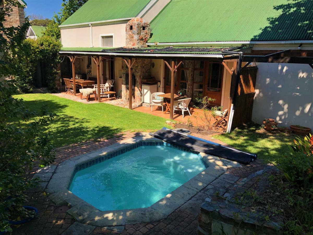 Matshana Lodge Hermanus Exterior foto